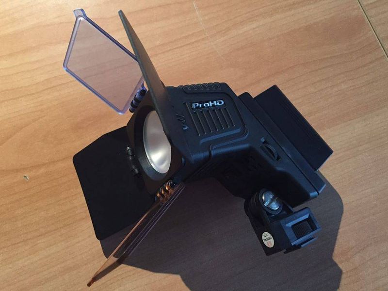 Torche JVC à leds S-2070 ETAT NEUF