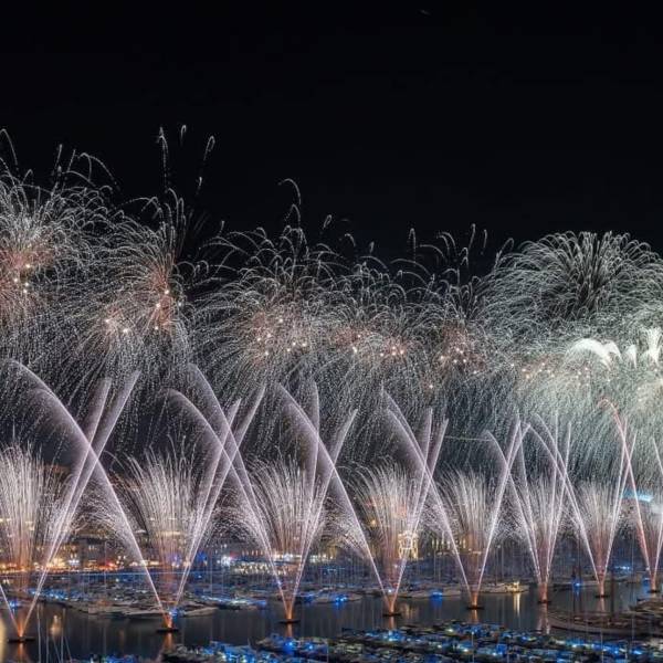 Sonorisation du feu d'artifice du 21 Décembre 2024 Vieux Port de Marseille