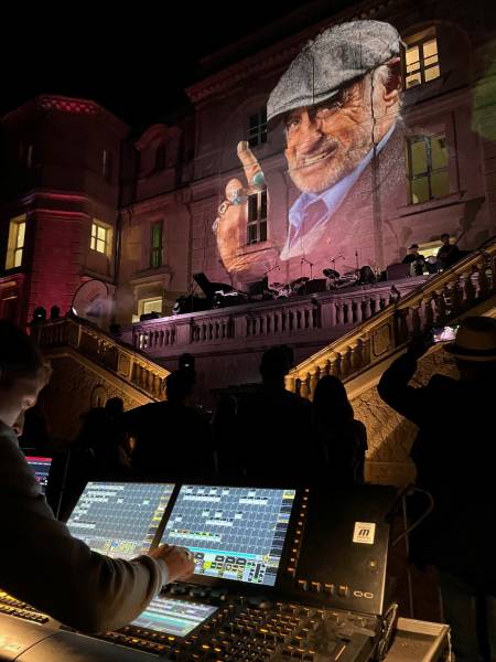 Prestation technique globale scène, son, lumière et vidéo Les nocturnes du Patrimoine au Château de la Buzine
