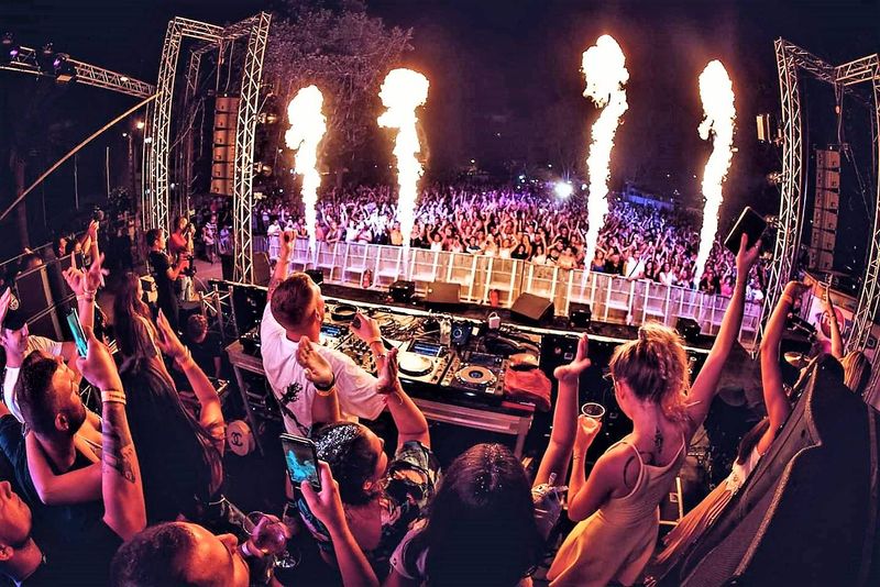 SUMMER VIBES de Saint-Aygulf FREJUS le 17 Juillet 2019