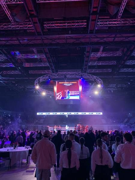 Grand gala de boxe Dark Night organisé par NAPA à l'Arena du Pays D'Aix