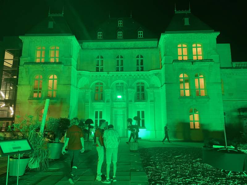 Prestation technique son, lumière, vidéo Concert Radio Nostalgie Génération 80 au Château de La Buzine