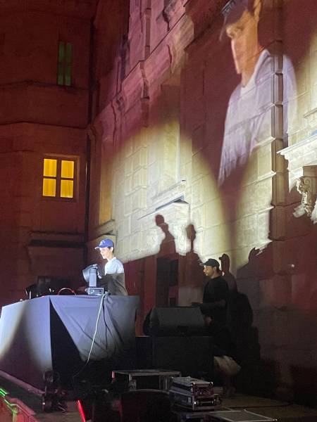 Prestation technique son, lumière, vidéo Concert Radio Nostalgie Génération 80 au Château de La Buzine