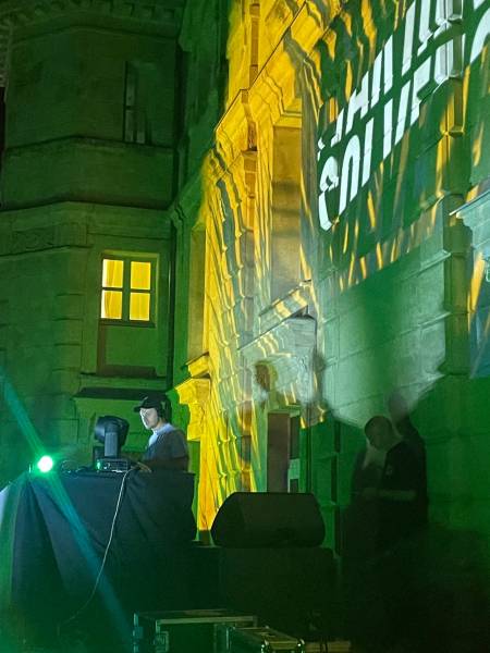 Prestation technique son, lumière, vidéo Concert NRJ GREEN DAY avec MARTIN SOLVEIG et Kungs  au Château de La Buzine