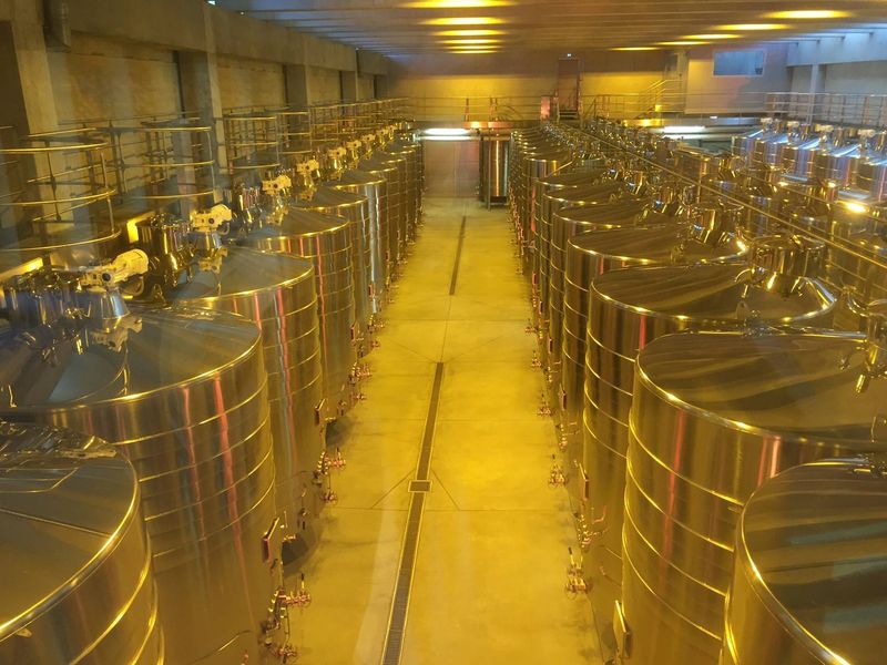 Inauguration du nouveau bâtiment du Chais des domaines d'Ott, Château de Selle