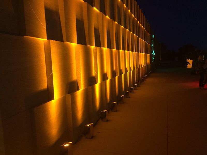 Inauguration du nouveau bâtiment du Chais des domaines d'Ott, Château de Selle