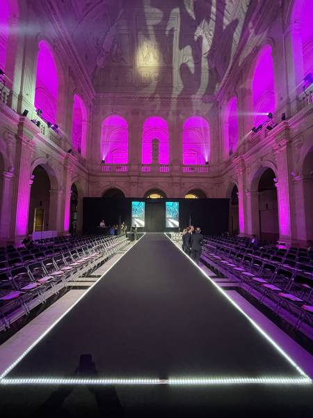 Prestation technique Défilé Mode & Design au Palais de la Bourse le 19/10/2023