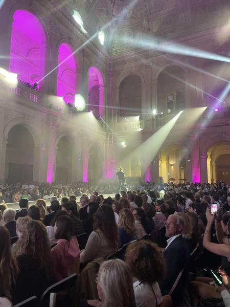 Prestation technique Défilé Mode & Design au Palais de la Bourse le 19/10/2023