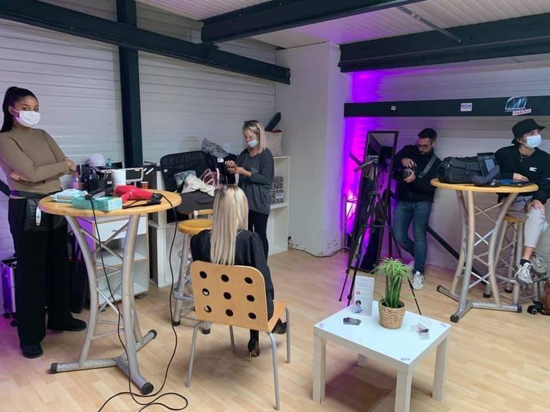Nouveau : studio de tournage MEDIACOM STUDIO 13