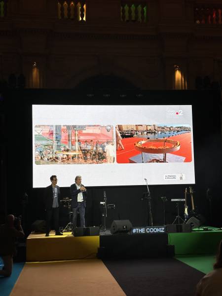 Soirée au Palais de la Bourse Arrivée de La Flamme Le 8 mai 2024