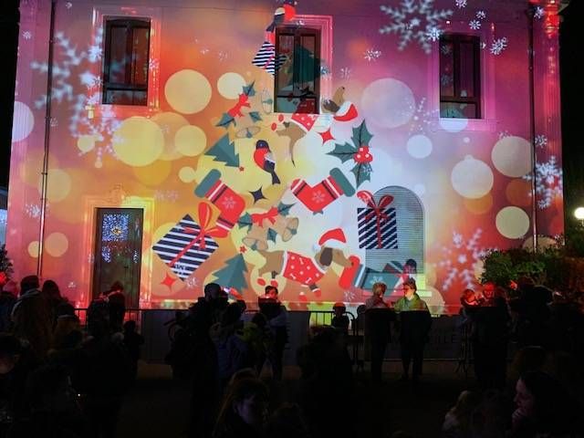 Mapping vidéo sur la façade de la mairie 9/10 Marseille