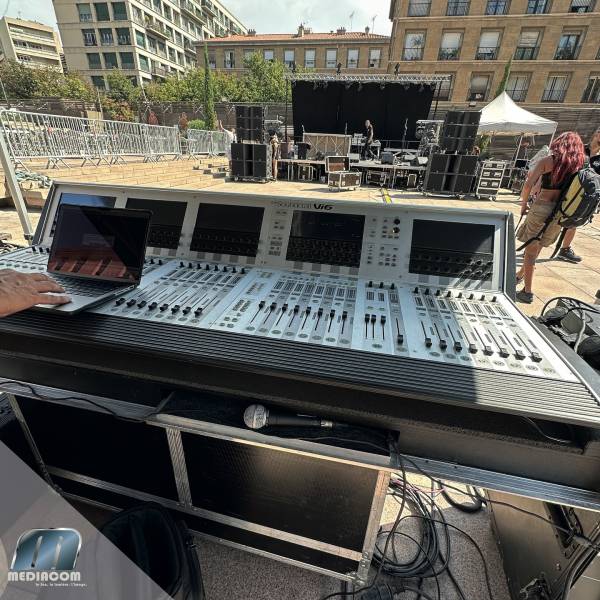 Concert du groupe l'armée Mexicaine pour le Kousskouss de la Ville de Marseille