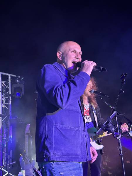 Les Régalades au Novotel Marseille le 7 mai 2025 avec le groupe LOLA