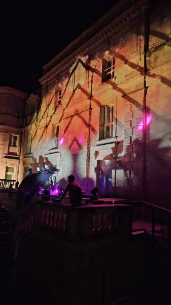 Prestation technique son, lumière, vidéo Concert Radio Nostalgie Génération 80 au Château de La Buzine