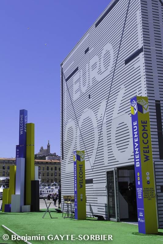 cube M location lumière vieux-port marseille