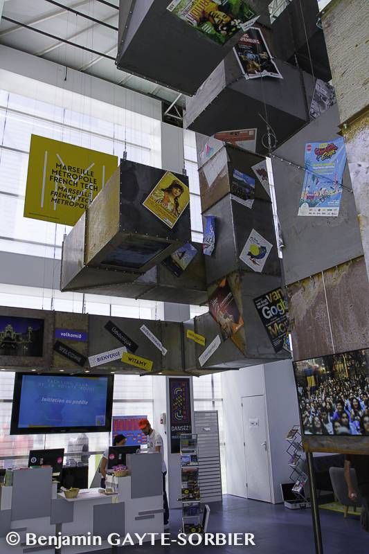 cube M location vidéo vieux-port marseille