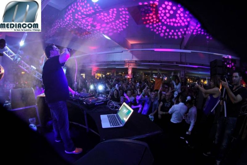 Concert NRJ EXTRAVADANCE avec Joachim GARRAUD à l'aéroport MP2 Marseille Provence