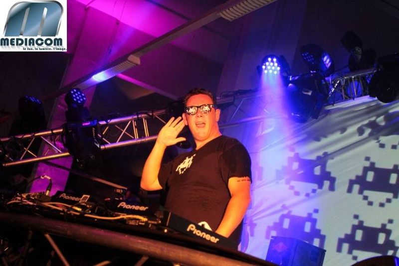 Concert NRJ EXTRAVADANCE avec Joachim GARRAUD à l'aéroport MP2 Marseille Provence